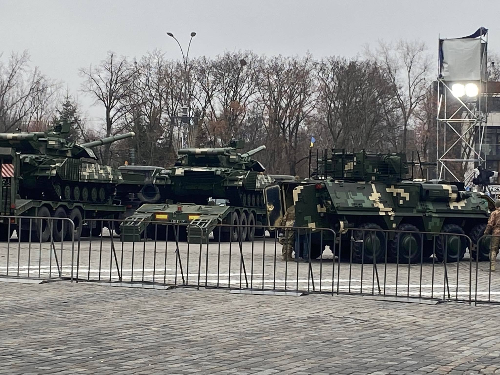Военная техника в центре: харьковчане отметят День ВСУ