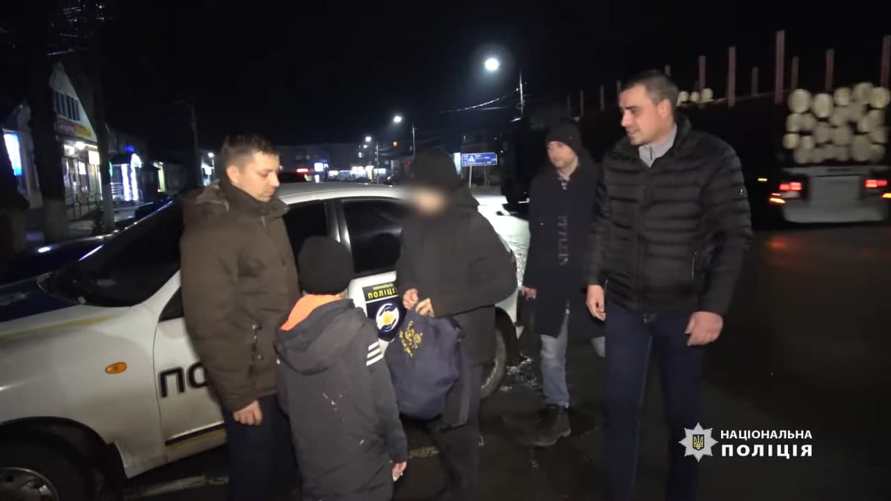 В Сумской области двое детей угнали у родителей машину и отправились в Харьков