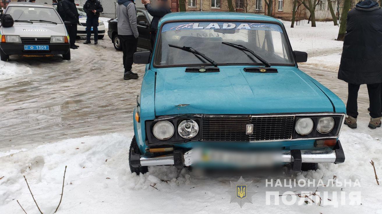 Судимый гость из Молдовы угнал у харьковчанина машину