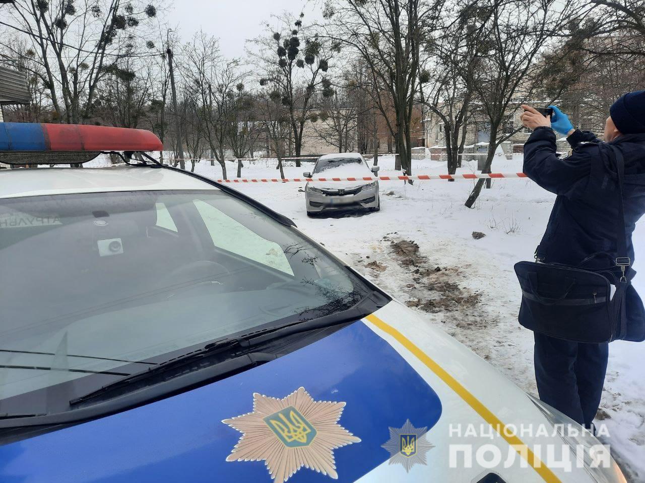 В Холодногорском районе найден труп в машине: полиция расследует убийство