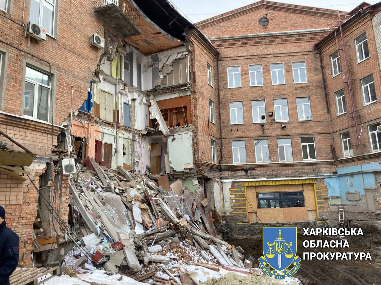 Проверяется законность стройки, из-за которой могло обрушиться здание на Гагарина