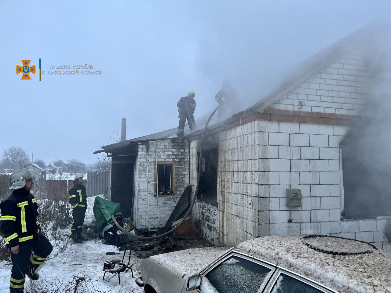 Под Харьковом во время пожара в доме пострадал хозяин