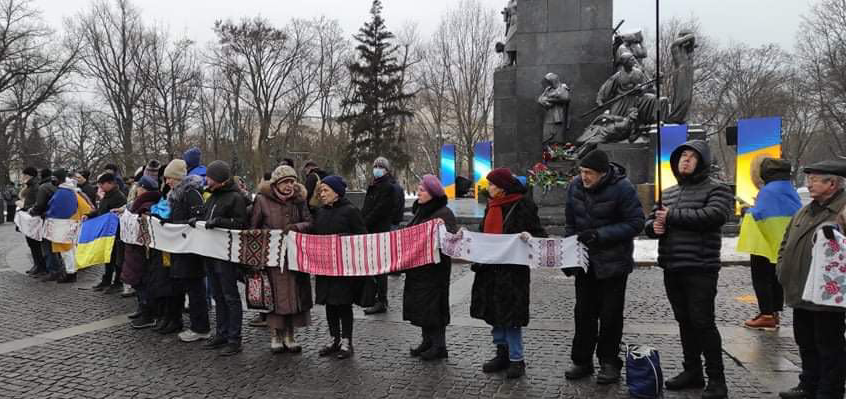 В День Соборности Украины харьковчане образовали живую цепь единства