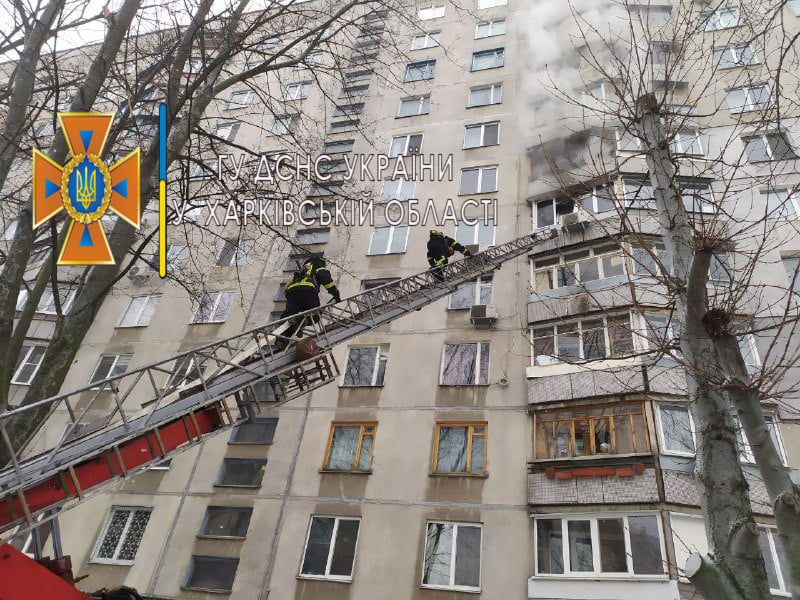 Пожар на улице Библика: в многоэтажке загорелся балкон