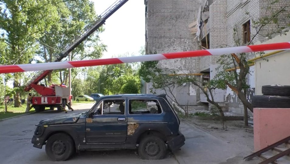 Обстрілів поменшало: рятувальники починають працювати у віддалених районах Харкова
