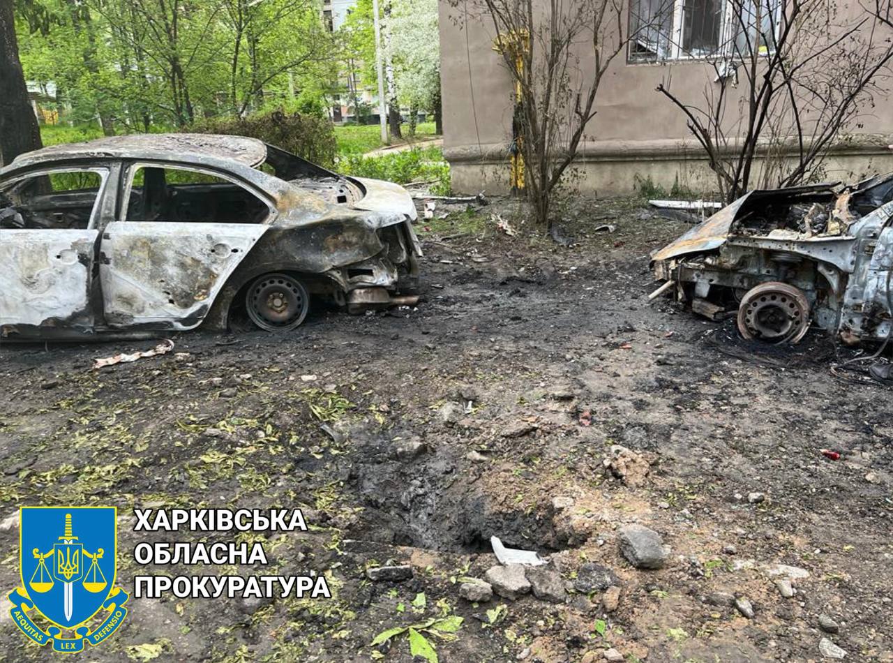 Окупанти обстріляли Шевченківський район Харкова: постраждалих немає