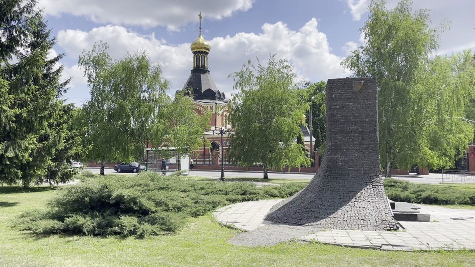 В Харкові “зник” пам’ятник Олександру Невському. В поліцію заявили про пропажу.