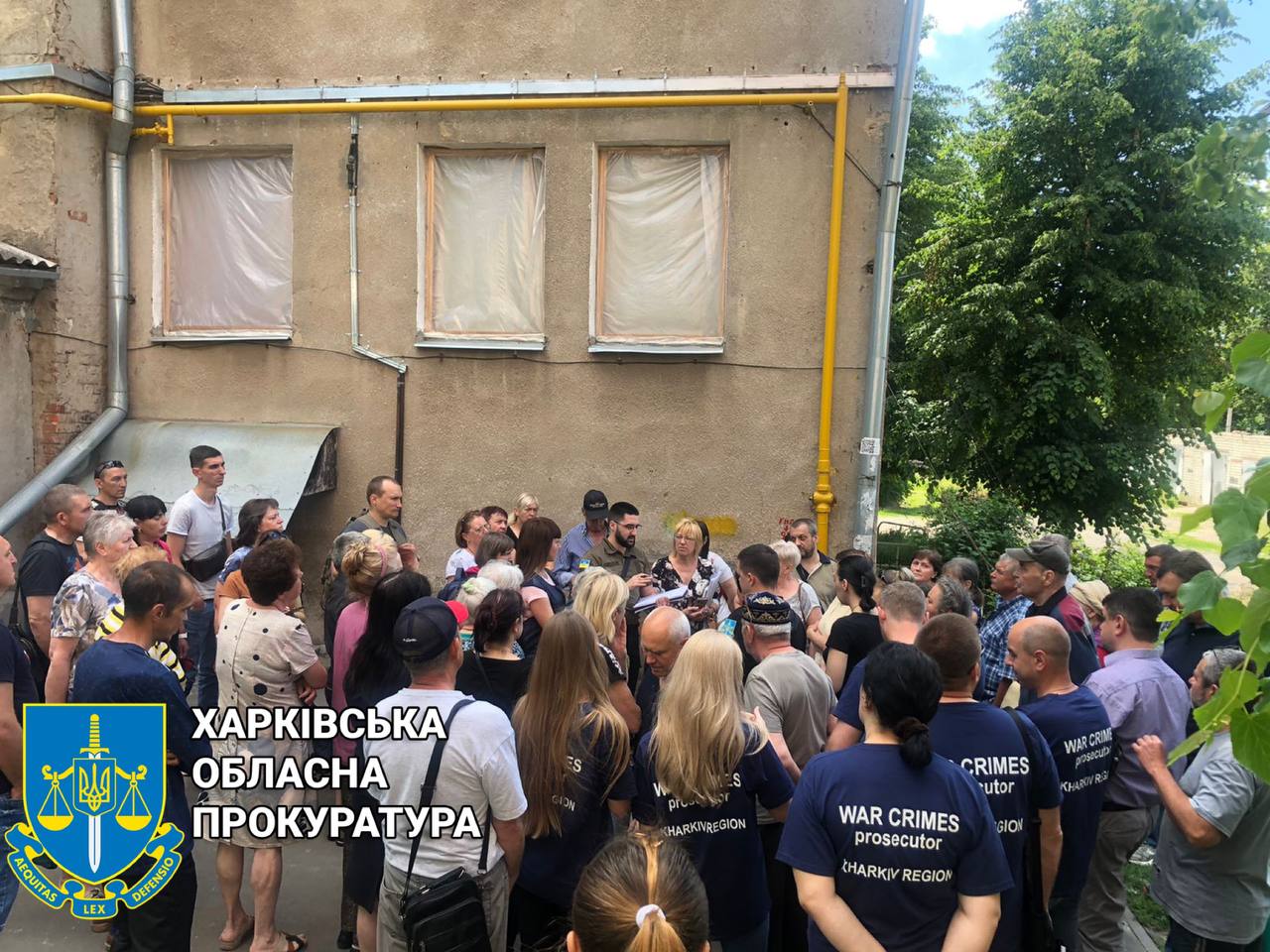 3 загиблих, 9 поранених: прокурори Харківщини документують наслідки обстрілу житлового масиву