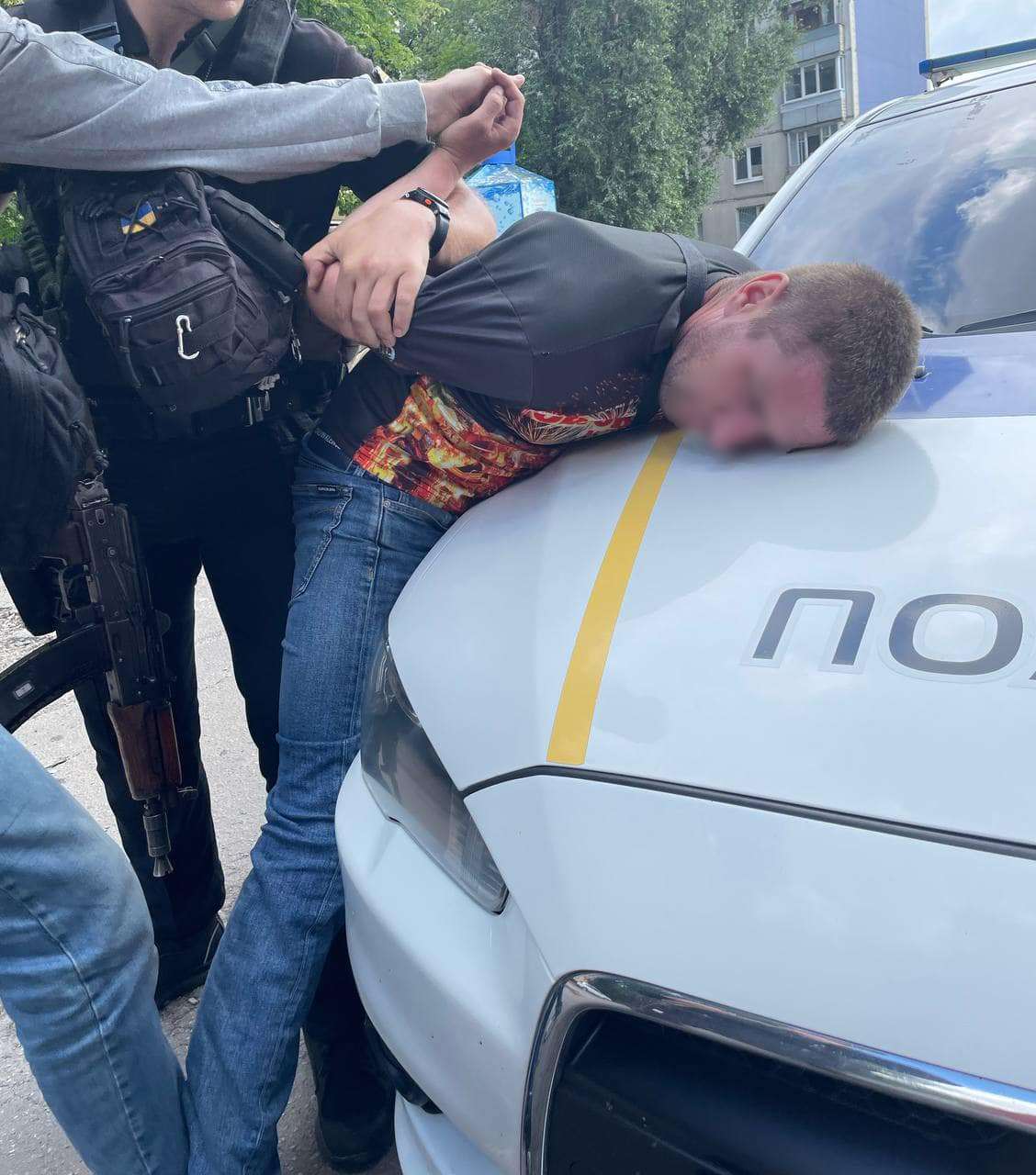 В Харкові агресивний чоловік напав на медиків «швидкої»