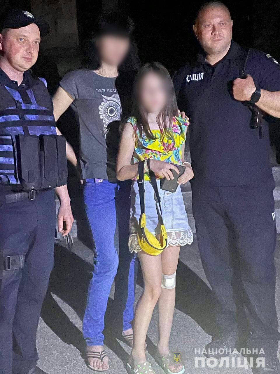 Харківські поліцейські розшукали 11-річну дівчину, яка пішла гуляти та не повернулась