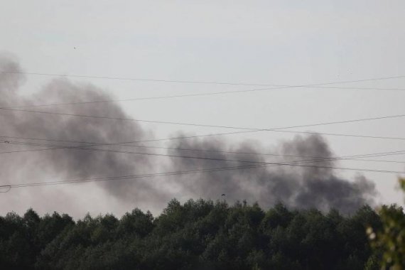 У Росії чергова пожежа: на прикордонні з Україною палає військова частина