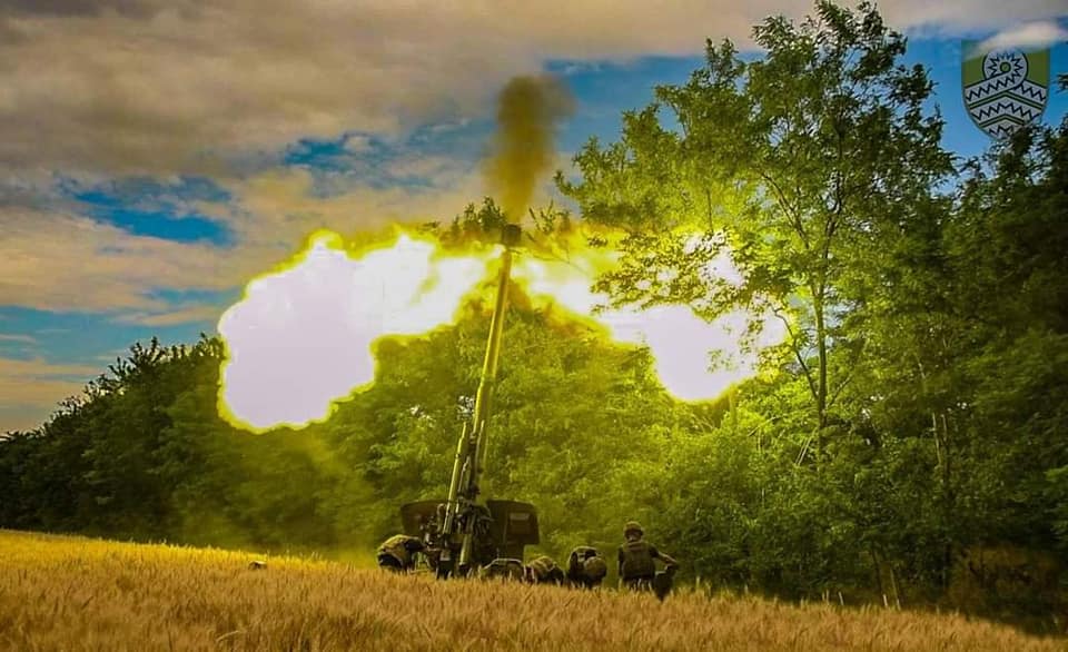 Повітряна розвідка та  інтенсивні артилерійські обстріли: ворог зосередився на харківському напрямку