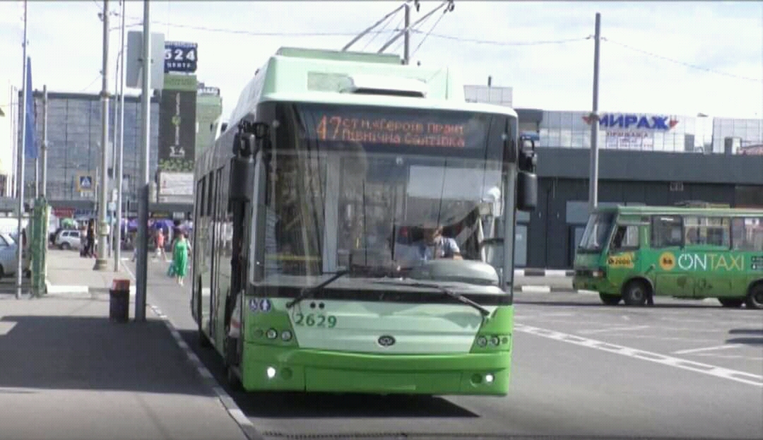 В Харкові хочуть зробити «безпечні зупинки» громадського транспорту