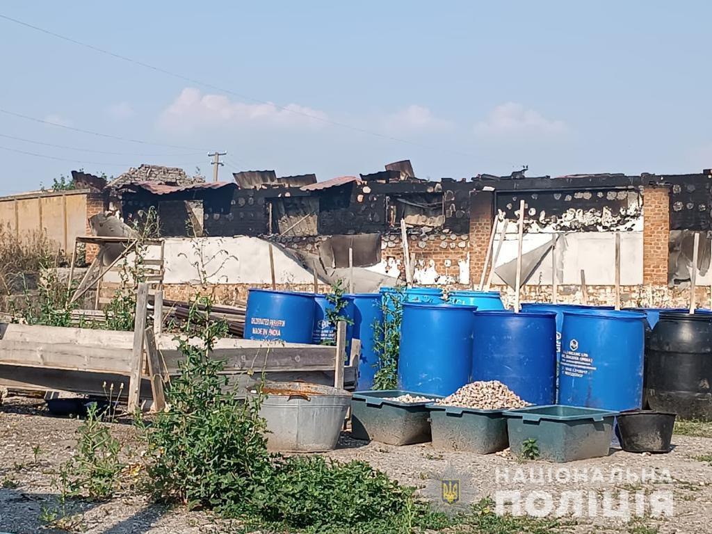 В Богодухівському районі окупанти обстріляли ферму та житлові будинки