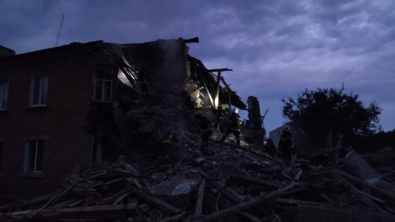 Під завалами на Харківщині загинуло 3 людини. Наслідки обстрілів