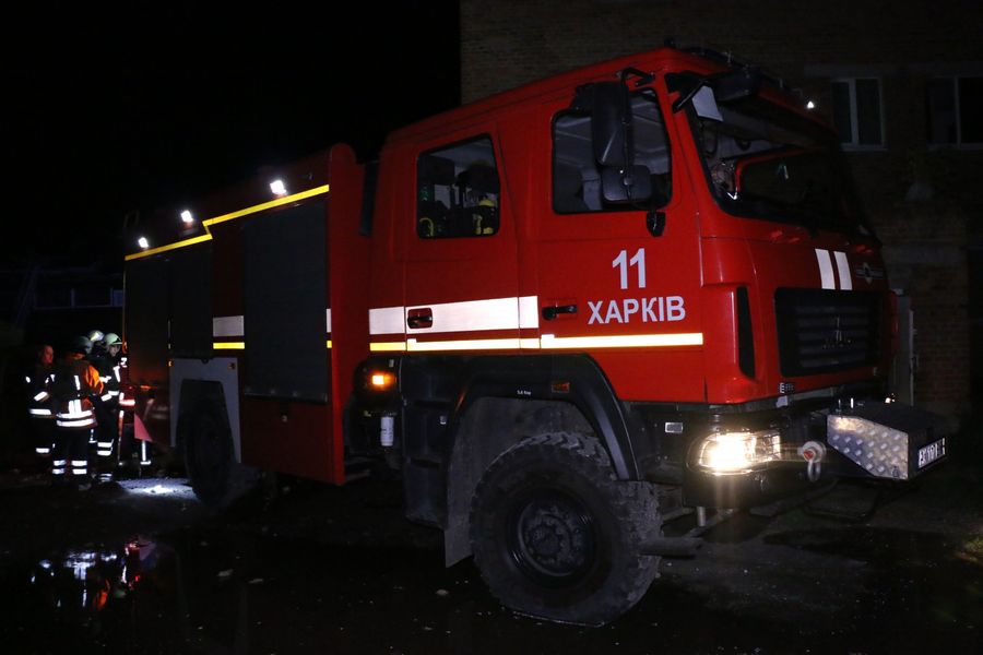 Через ракетний удар в Слобідском районі виникла пожежа