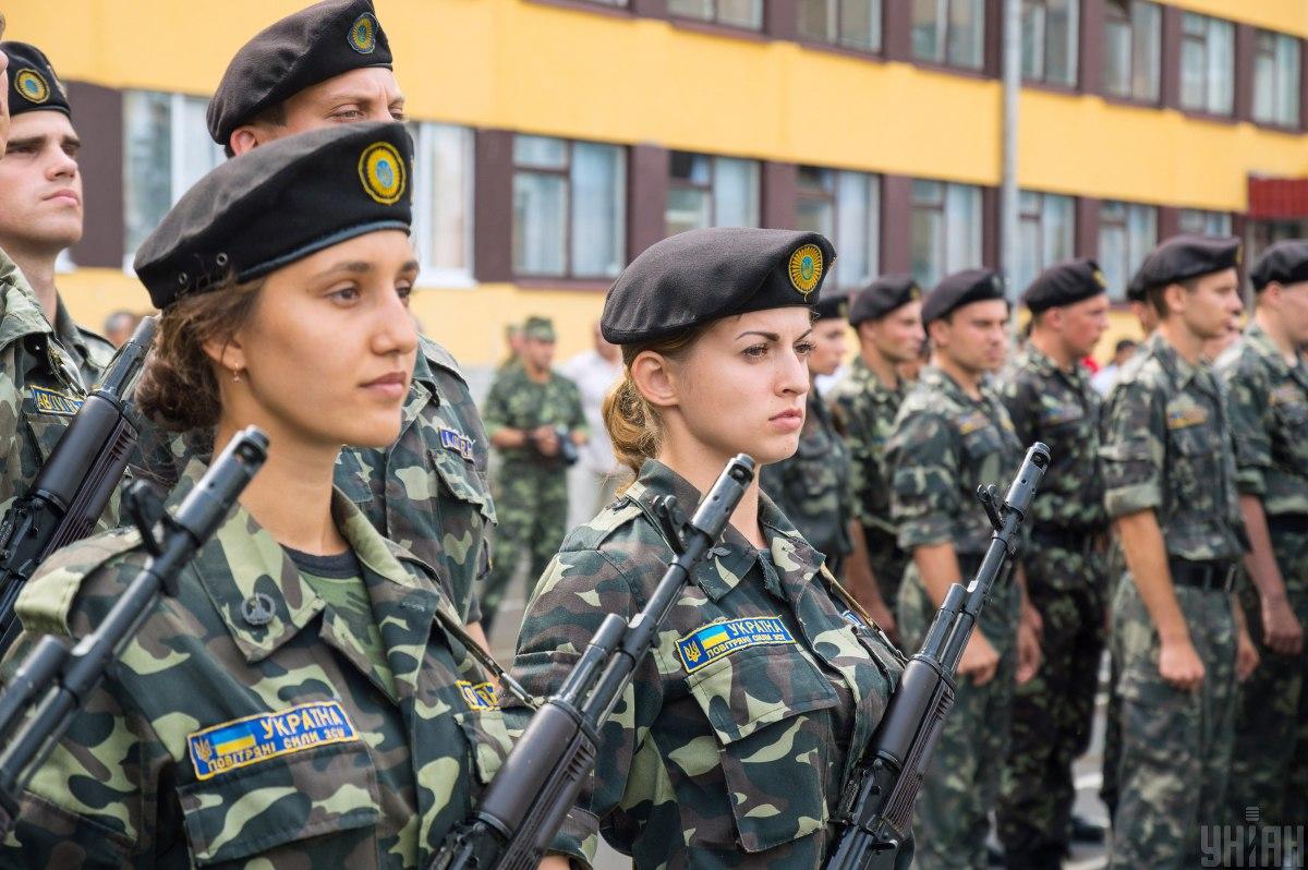 Виїзд за кордон та мобілізація до ЗСУ: Маляр розповіла про майбутній військовий облік жінок в Україні