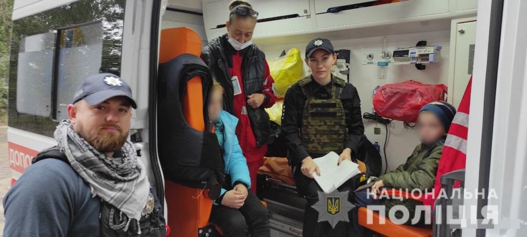Поліцейські відправили до лікарні двох дітей, які жили в антисанітарних умовах