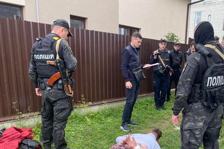 У Львові харків’янин кинув в поліцейських дві гранати