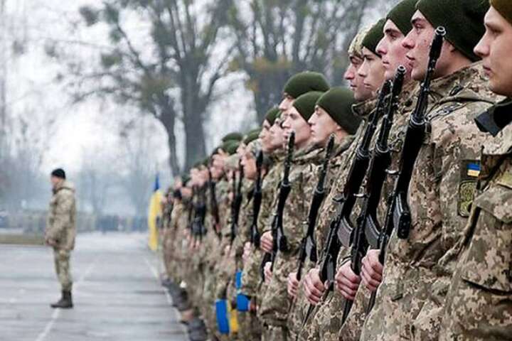 В Україні скасовано осінній призов на строкову військову службу