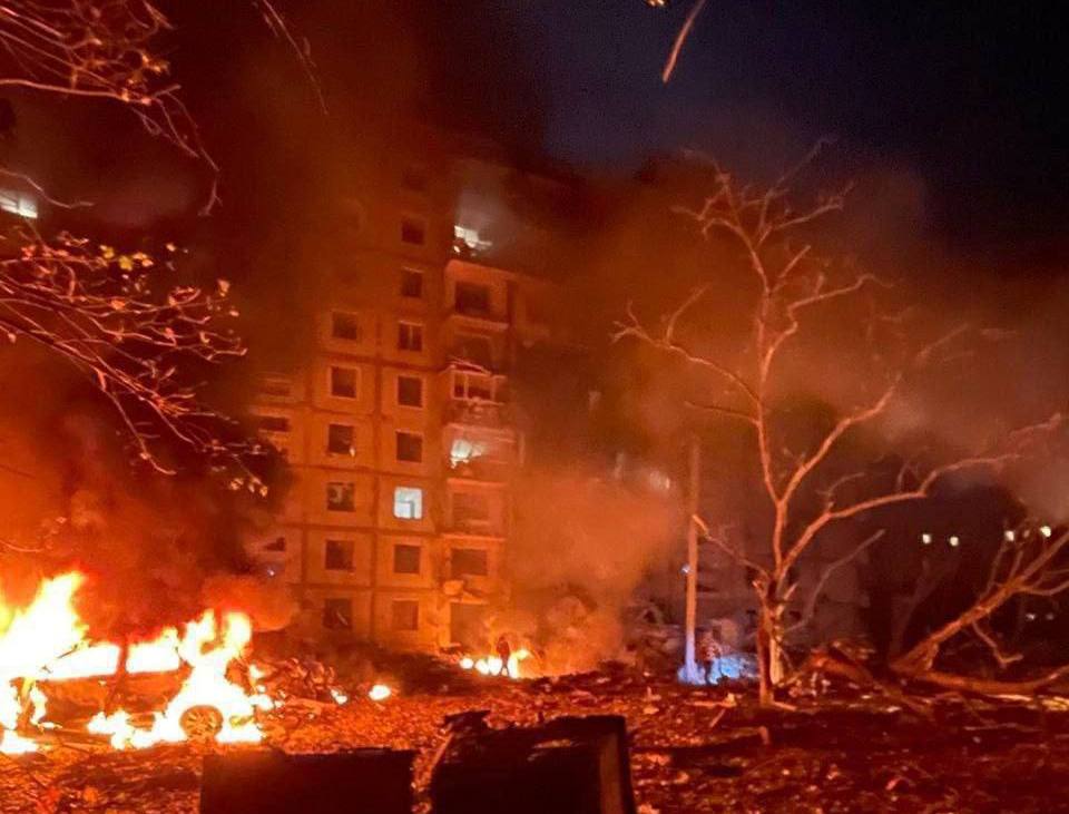 17 загиблих, 40 поранених: нічний ракетний удар по Запоріжжю