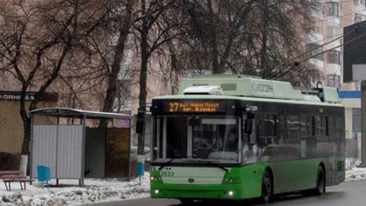 В Харкові поновлює роботу тролейбус №27