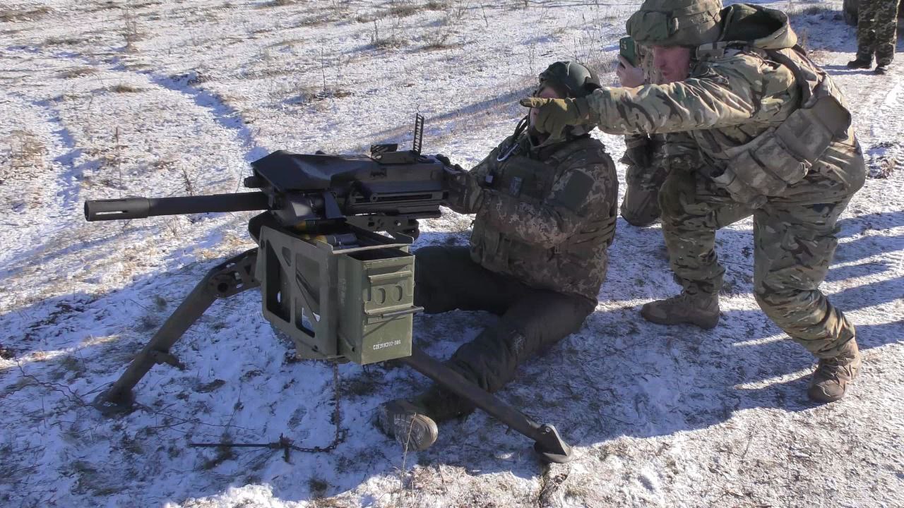 Бійці Харківського окремого батальйону ТрО вдосконалюють навички знищення ворога (відео)