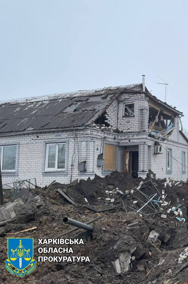 Куп’янськ та Дворічна потерпають від обстрілів: пошкоджені будинки, автівки, школа-інтернат
