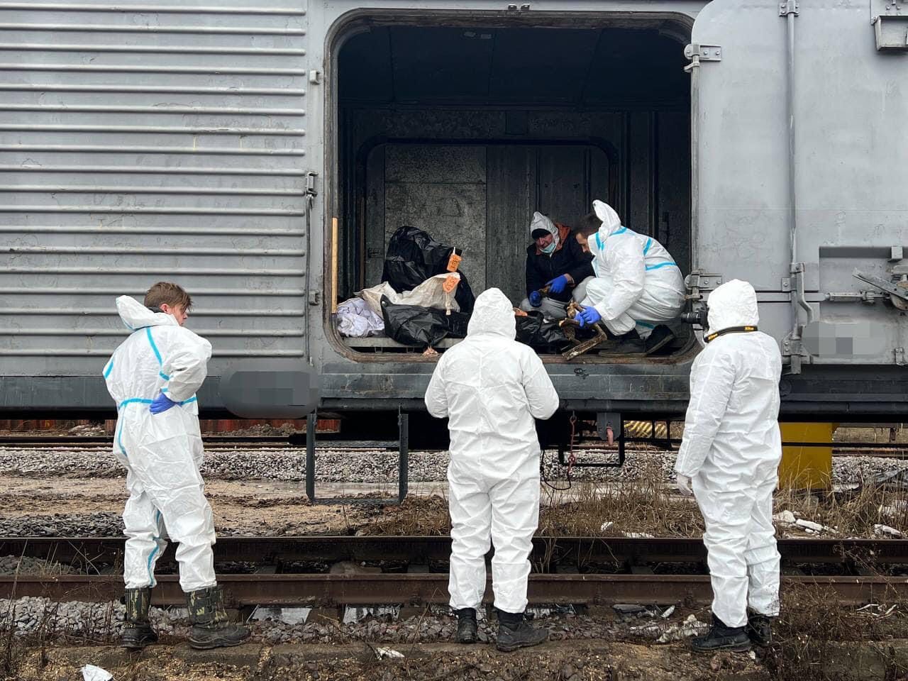 На деокупованих територіях Харківщині залишаються неідентифікованими ще понад 400 тіл