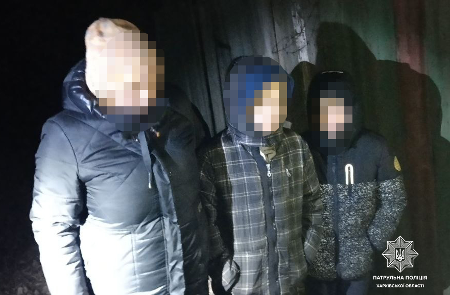 Харківські патрульні оперативно розшукали двох неповнолітніх хлопчиків