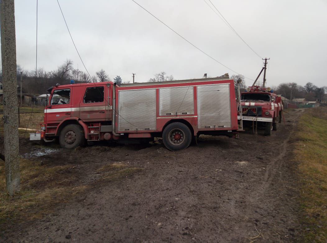 В Куп’янському районі два пожежних авто потрапили під мінометний обстріл