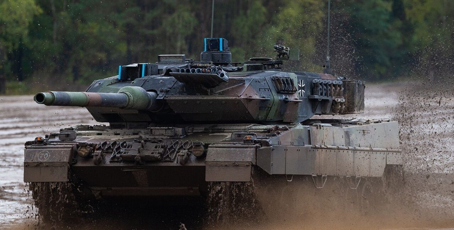 Варшава може відправити танки Leopard до України без погодження з Берліном – прем’єр Польщі