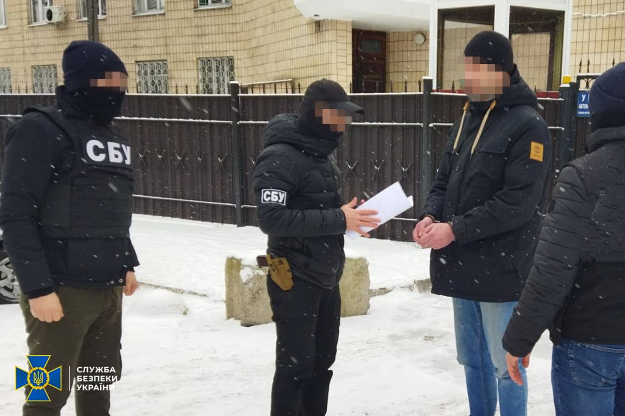 СБУ затримала колаборанта, який ховався в лавах Червоного Хреста України