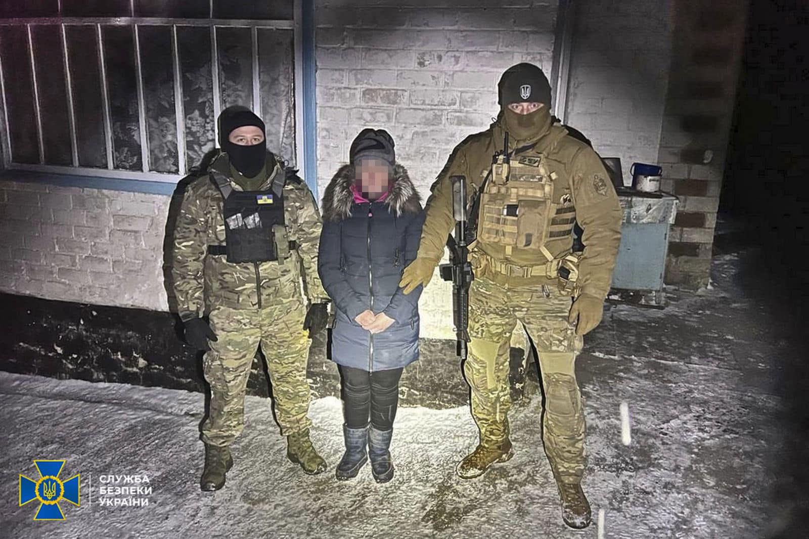 Не встигла втекти: на Харківщині затримала експоліцейську, яка перейшла на бік окупантів