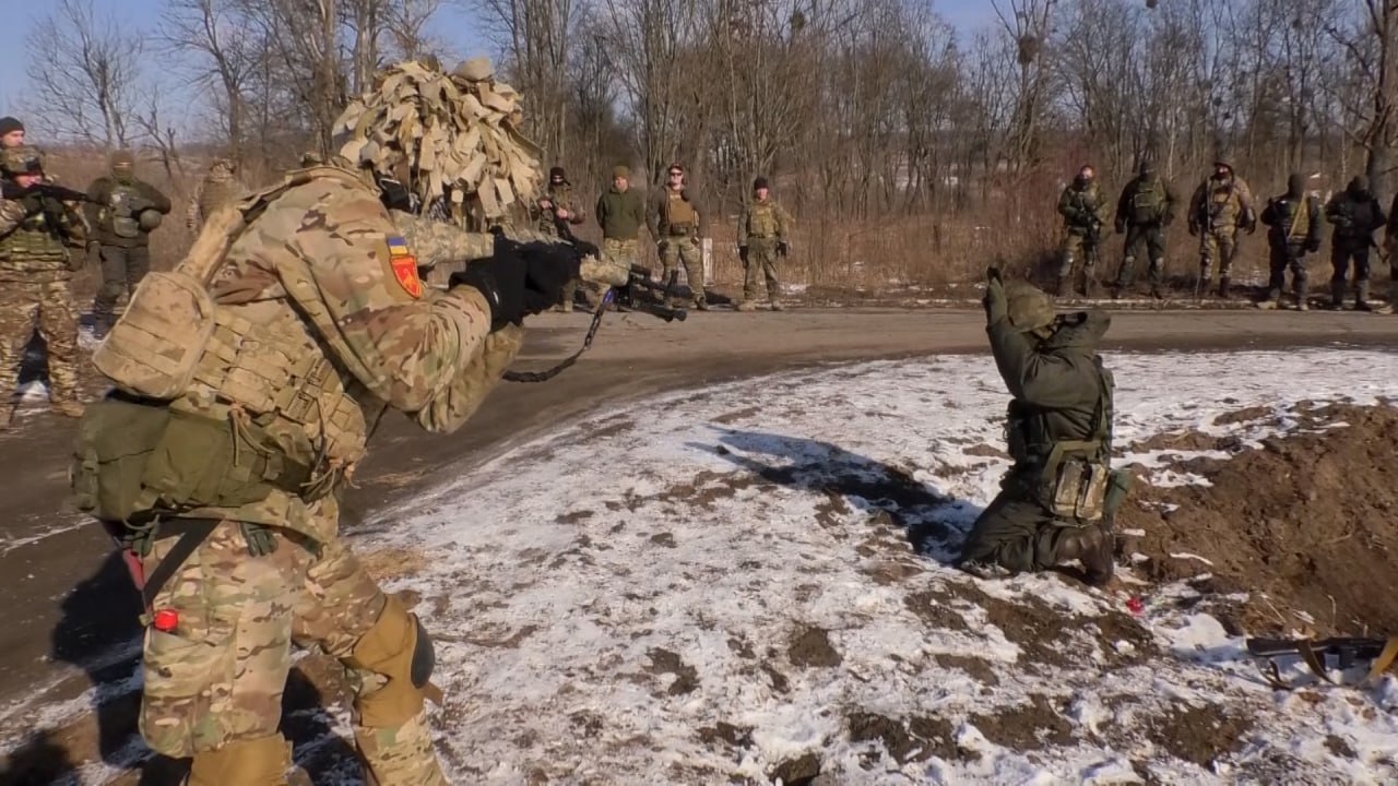 Підготовка військових за стандартами НАТО: на Харківщині працюють інструктори з США та інших країн