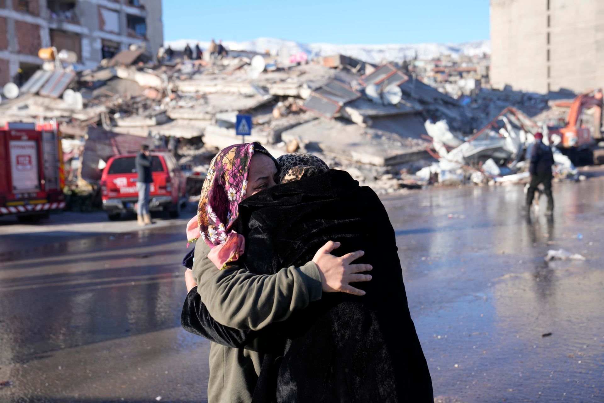 Кількість жертв землетрусів у Туреччині та Сирії перевищила 29,1 тисяч