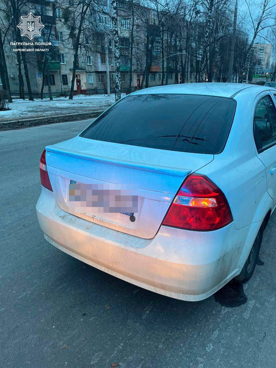 В Харкові затримали водія, який втік з місця ДТП, мав ознаки наркотичного сп’яніння та був позбавлений права керування