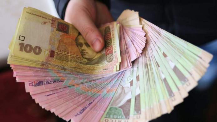 180 тисяч гривень: сплата боргу через власну недбалість