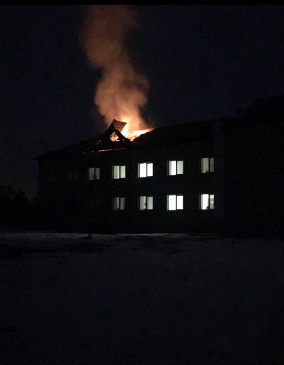 У Вовчанську снаряд поцілив у міську лікарню: евакуйовано 8 осіб