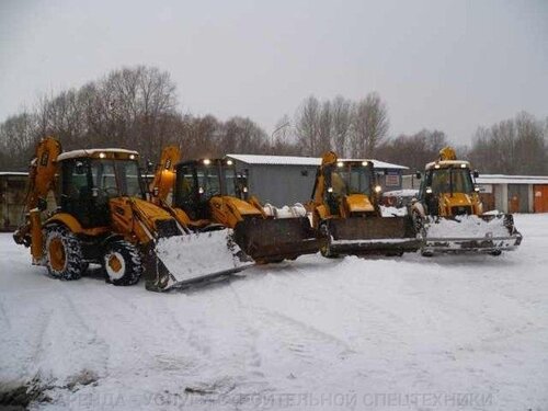 На дорогах Харківської області здійснюються снігоочисні роботи