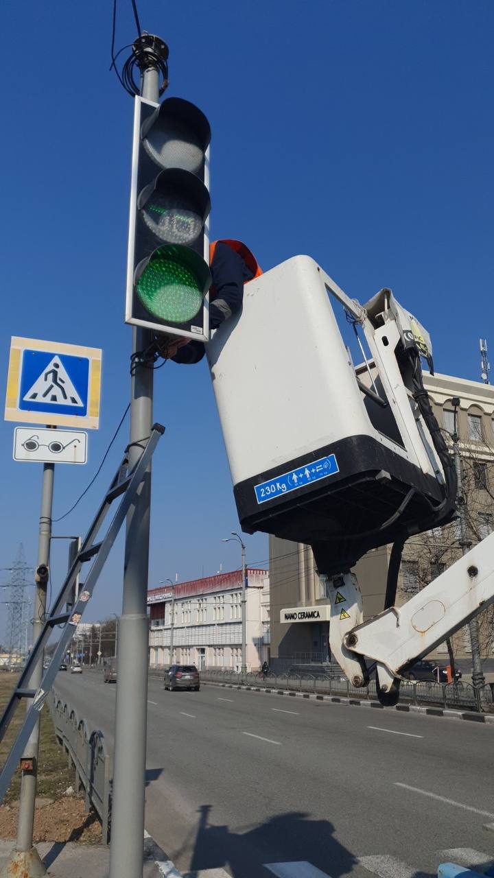 В Харкові триває підключення світлофорів