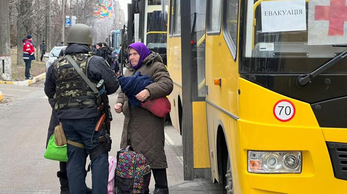 В трьох громадах Харківщини оголошено обов’язкову евакуацію