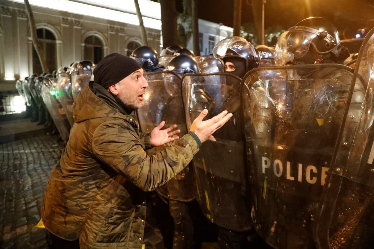 В Грузії продовжуються акції протесту