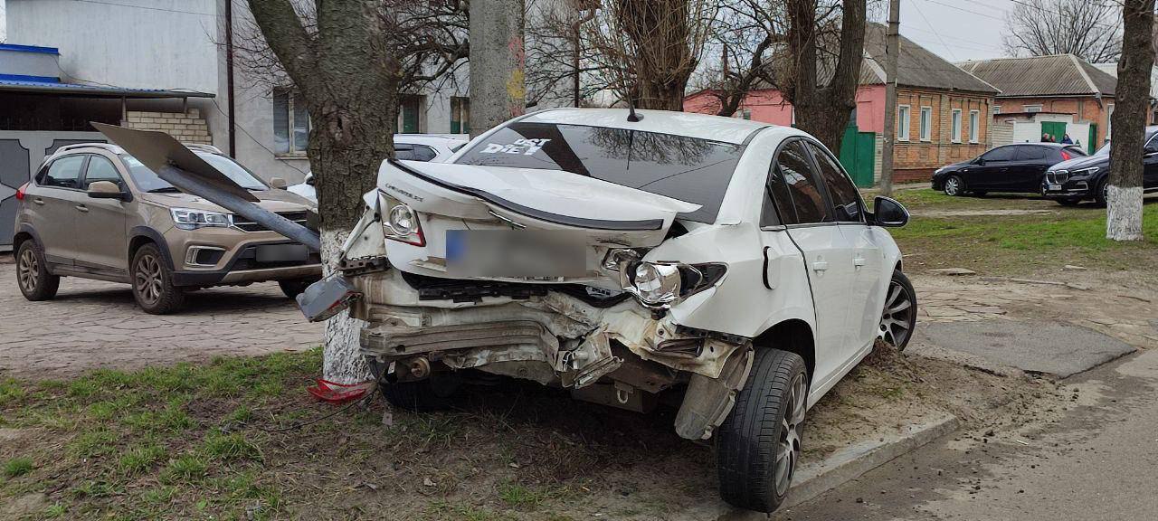 В Харкові нетверезий водій влаштував ДТП: постраждав син алкодрайвера