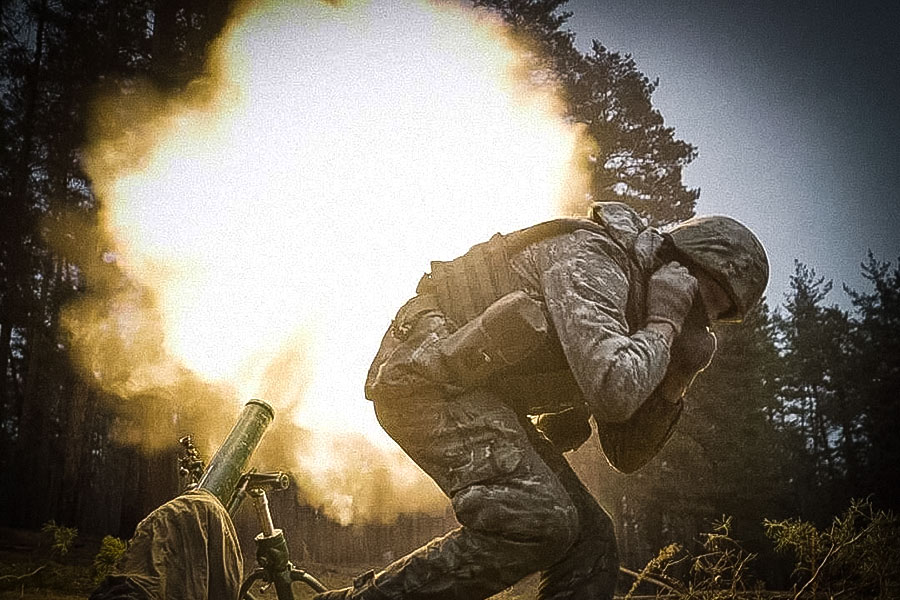 Працює мінометна батарея: Нацгвардія показала роботу батальйону «Донбас» під Кремінною