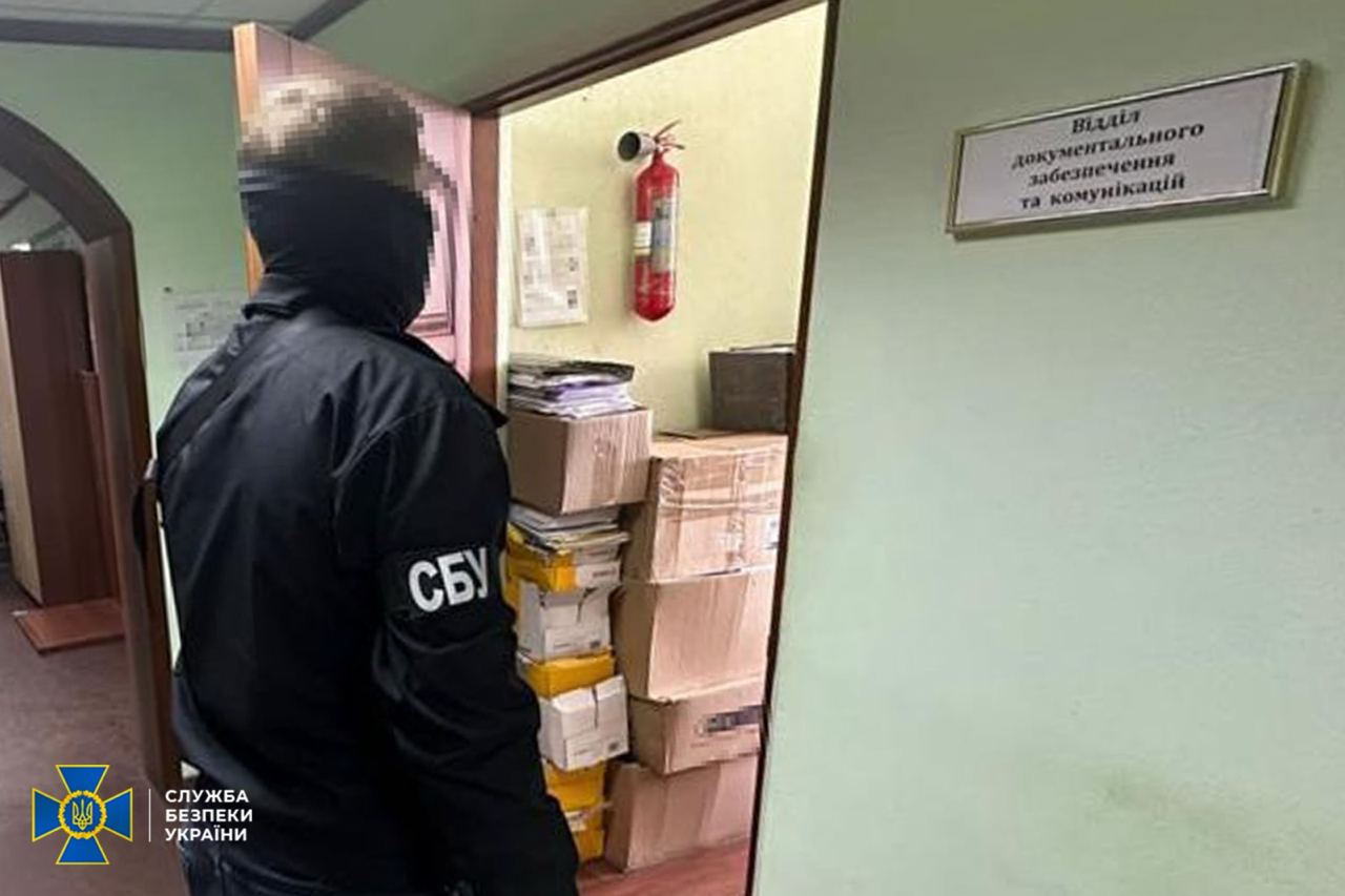 На Харківщині посадовця викрито на одержанні хабара за видачу сертифікатів для експорту зерна