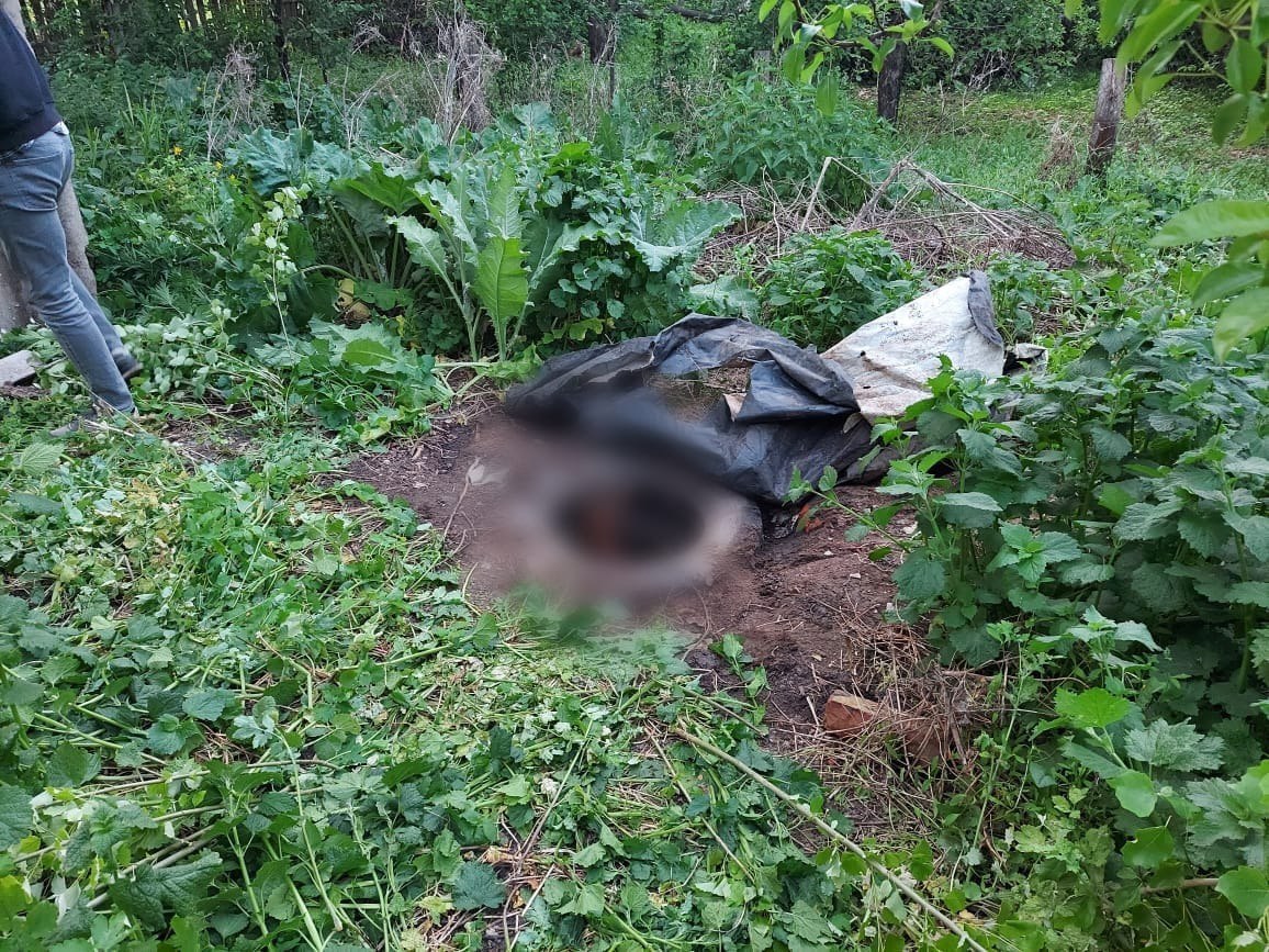 У Чугуївському районі чоловік вбив знайомого та викинув тіло у зливну яму