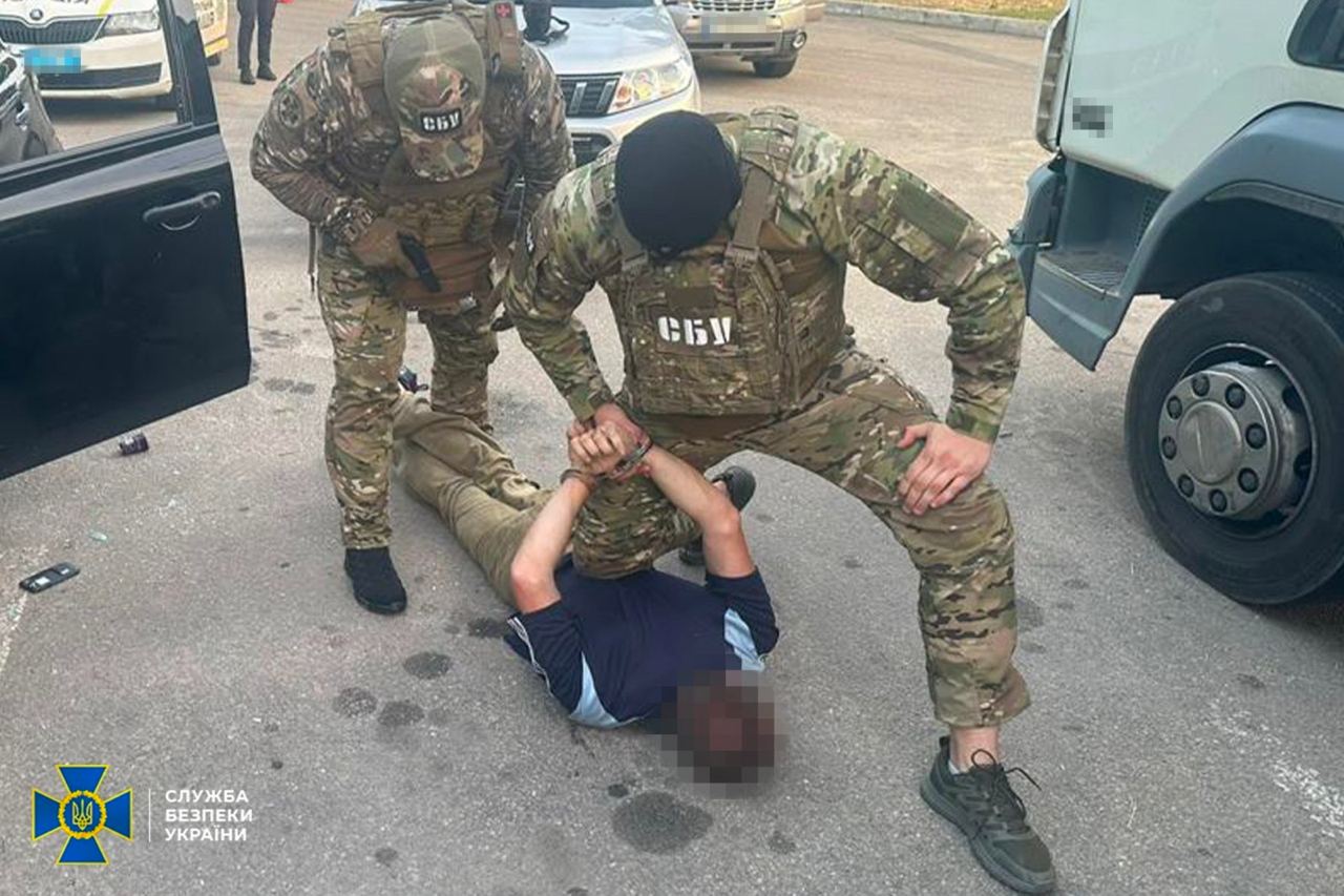 СБУ затримала російського агента, який готував повітряні удари рф по аеродромах Кіровоградщині