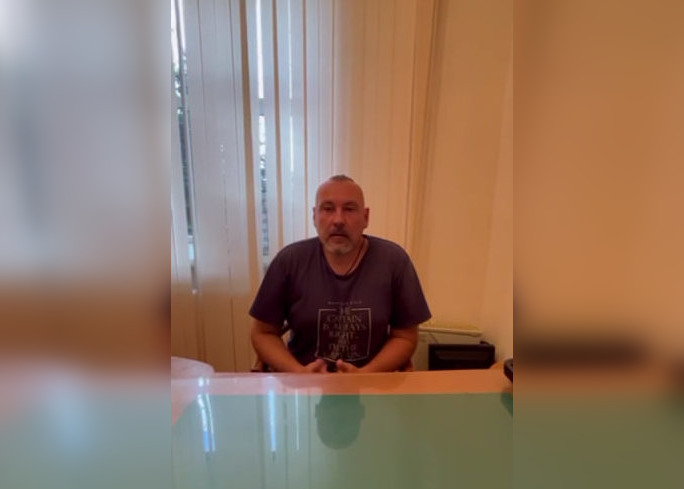 Проросійський таксист з Харкова, який назвав Україну «страною 404», записав відео з вибаченнями