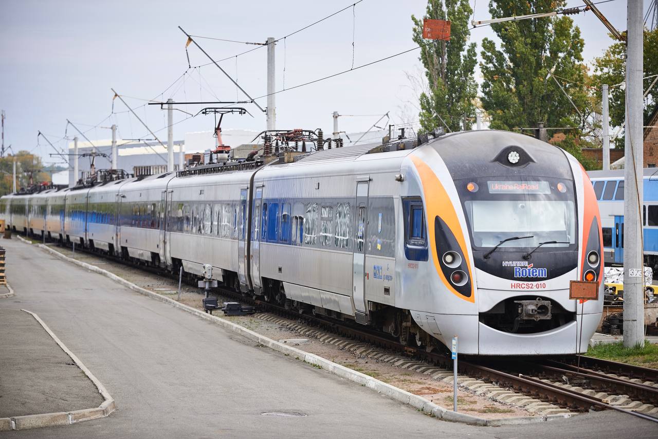 «Укрзалізниця» призначає додатковий поїзд Київ – Харків